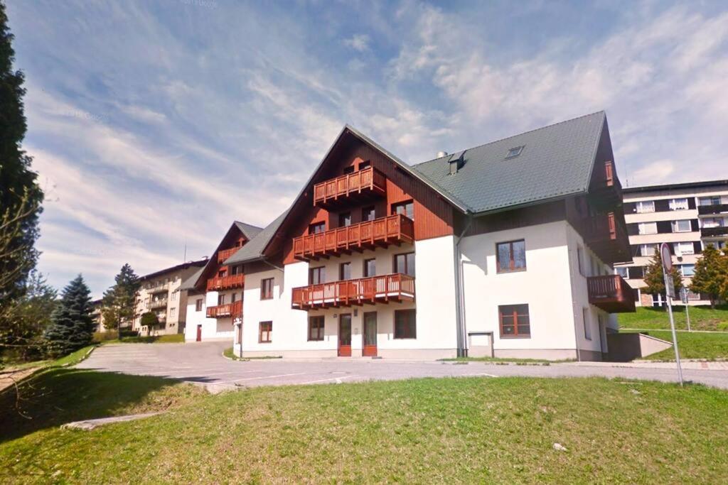 Apartman Mila Eterna II Rokytnice nad Jizerou Exterior foto